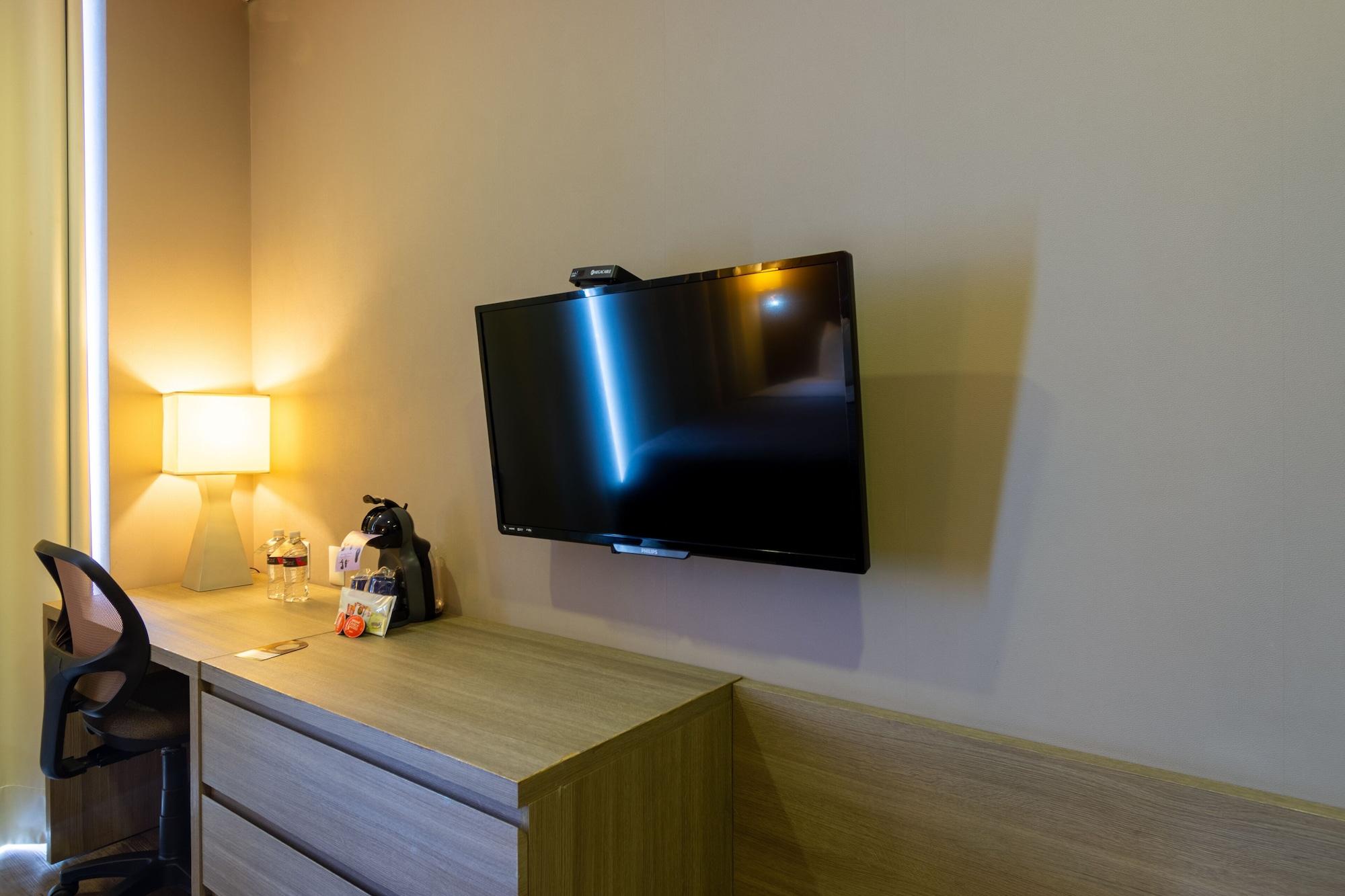 Hotel Glow Point - Mulza Леон Экстерьер фото