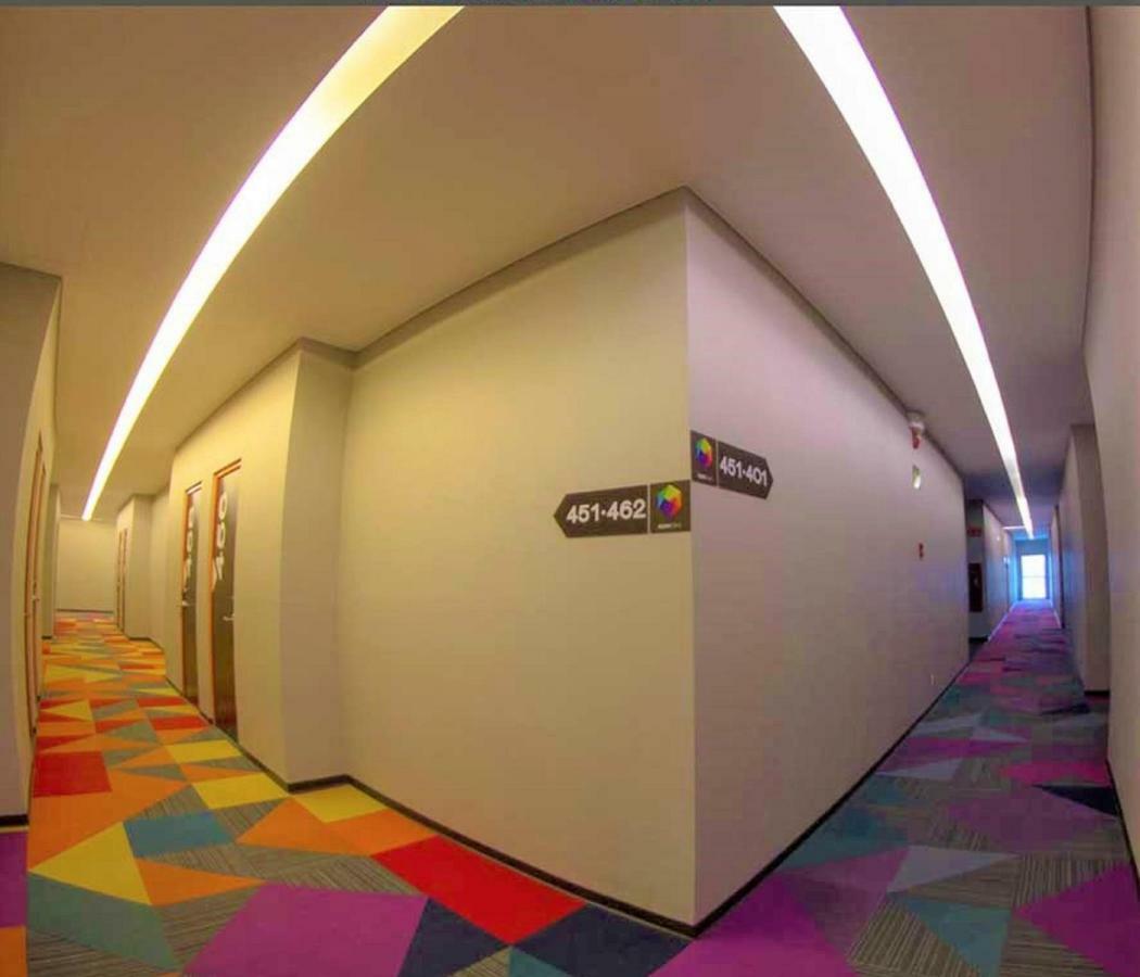 Hotel Glow Point - Mulza Леон Экстерьер фото
